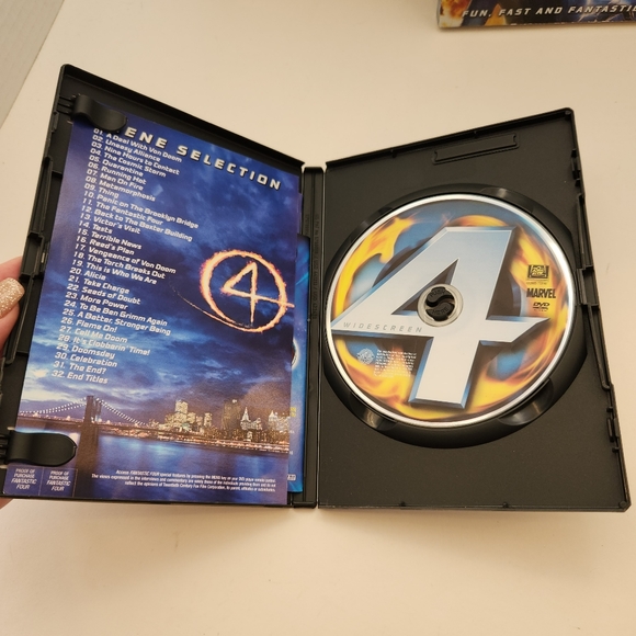 🎬Fantastic 4 Widescreen DVD Movie - Picture 2 of 3